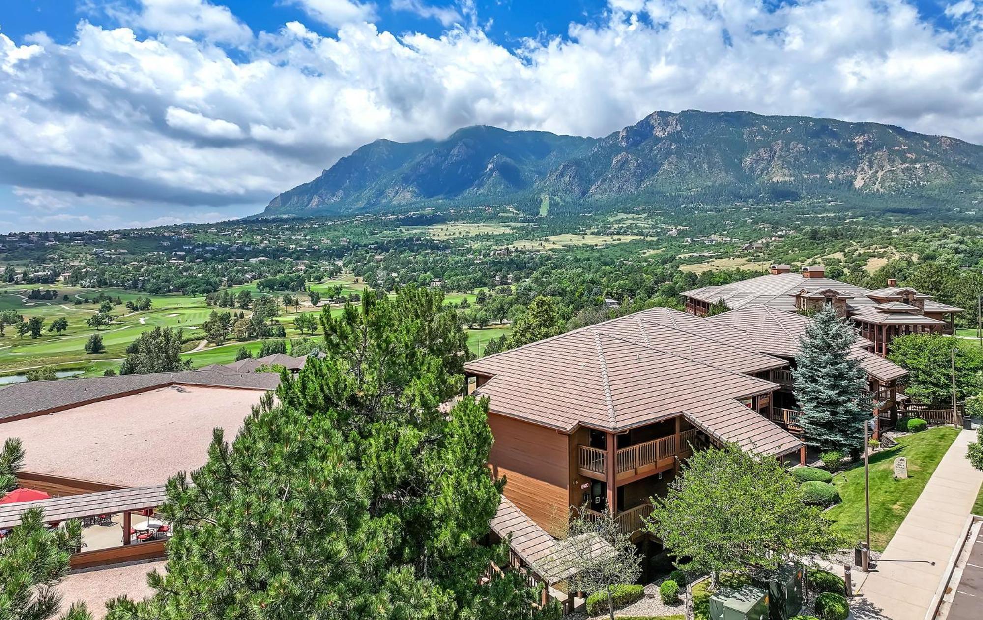 Cheyenne Mountain Resort, A Destination By Hyatt Hotels Colorado Springs Exterior photo